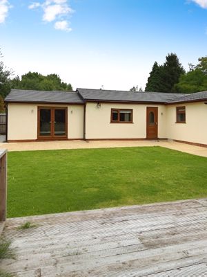 Front aspect- click for photo gallery